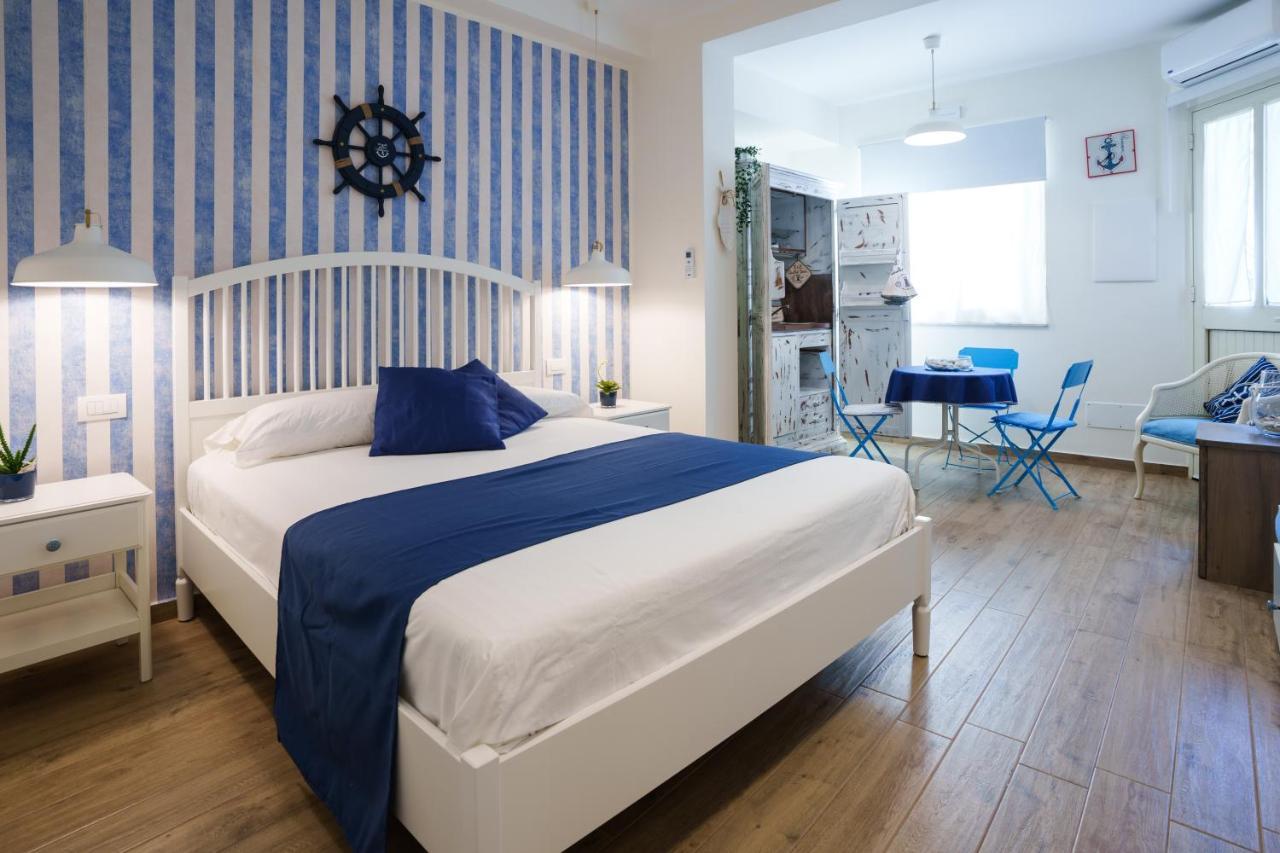 Quattro Torri B&B ซานตาเทเรซา ดี รีวา ภายนอก รูปภาพ