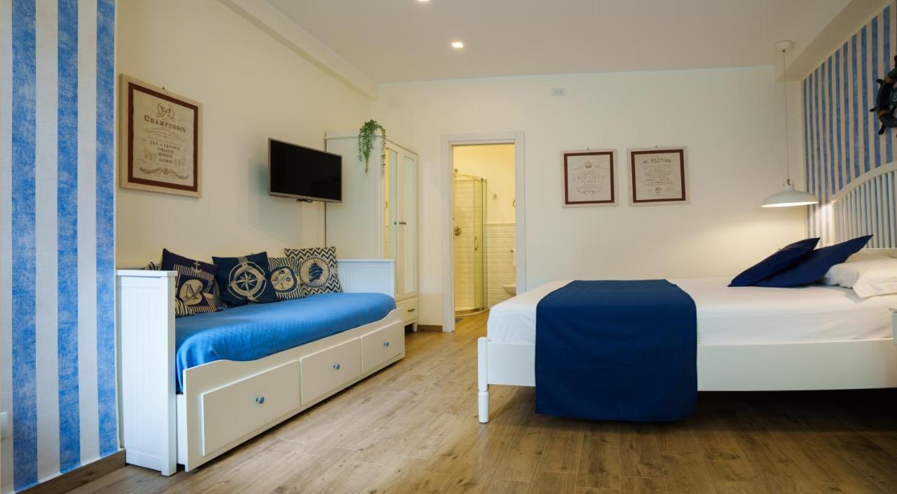 Quattro Torri B&B ซานตาเทเรซา ดี รีวา ภายนอก รูปภาพ