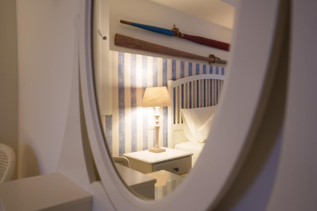 Quattro Torri B&B ซานตาเทเรซา ดี รีวา ภายนอก รูปภาพ