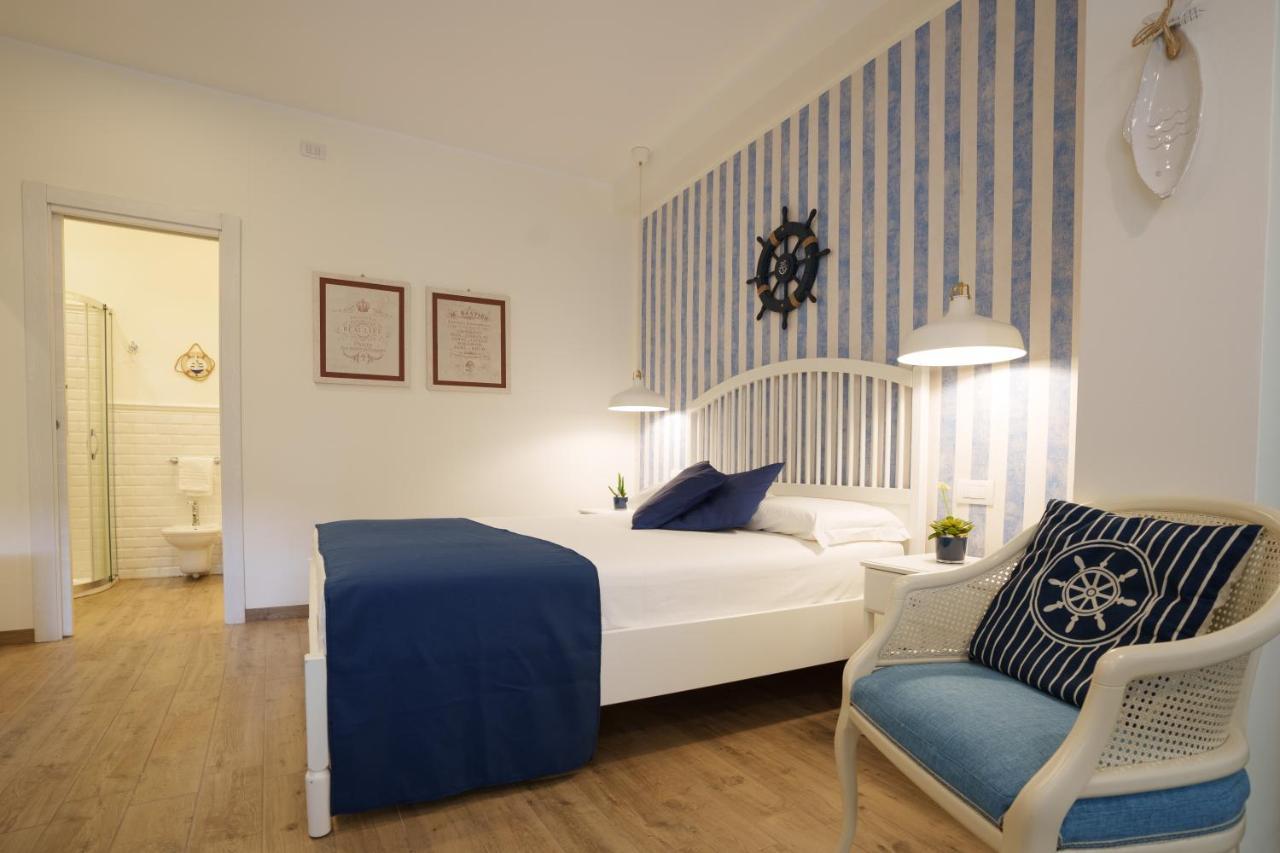Quattro Torri B&B ซานตาเทเรซา ดี รีวา ภายนอก รูปภาพ